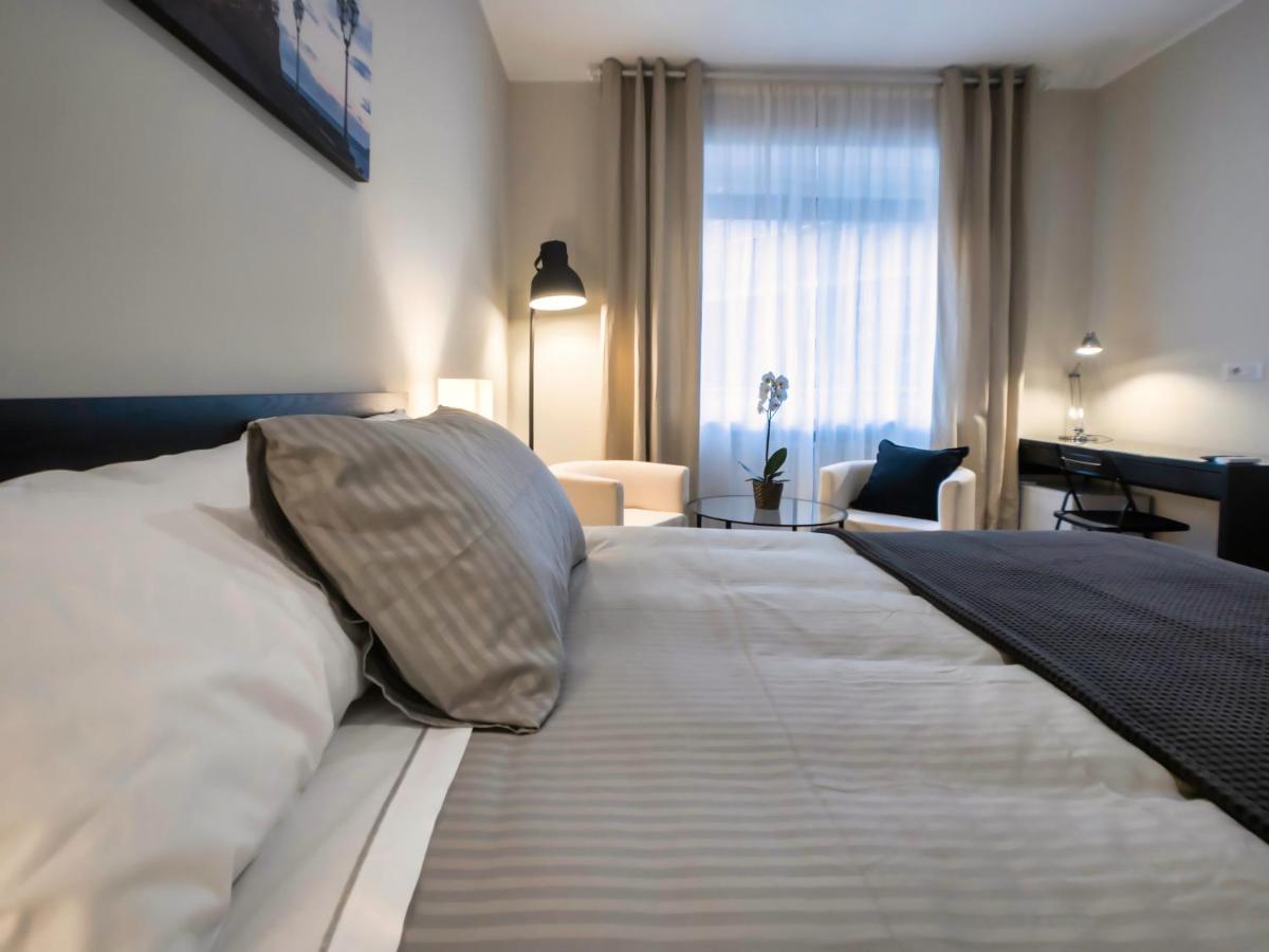 Silia House Napoli Centro Hotel Luaran gambar