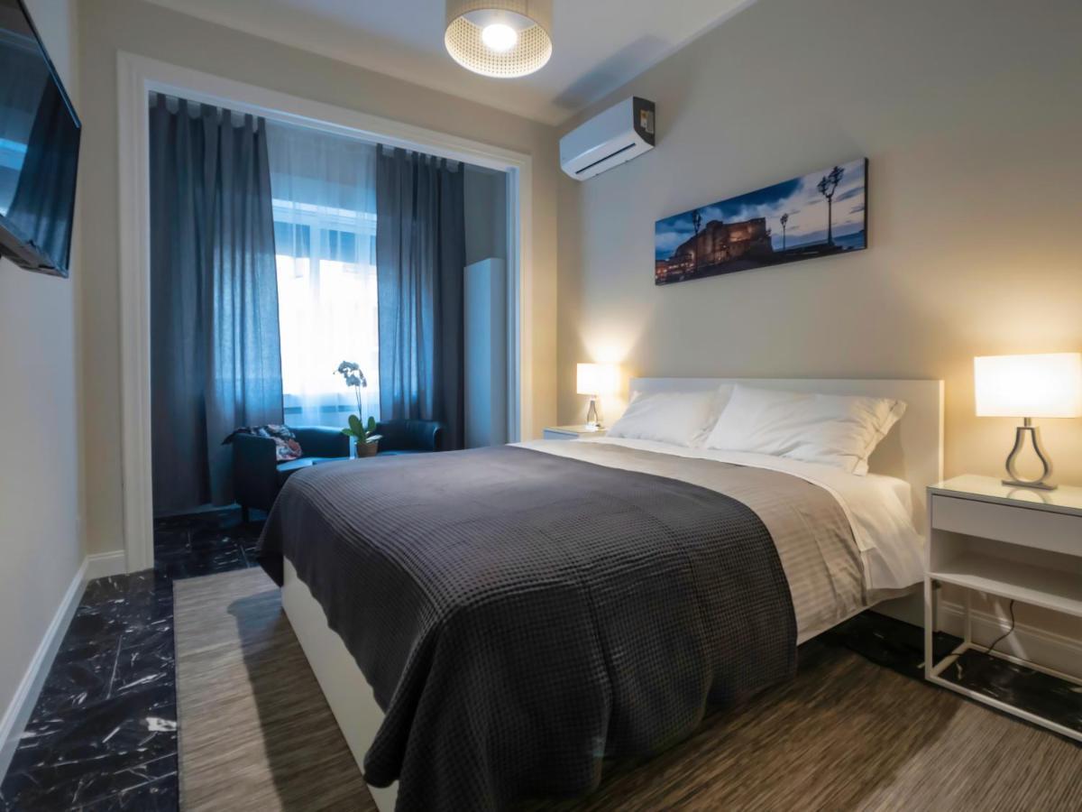 Silia House Napoli Centro Hotel Luaran gambar